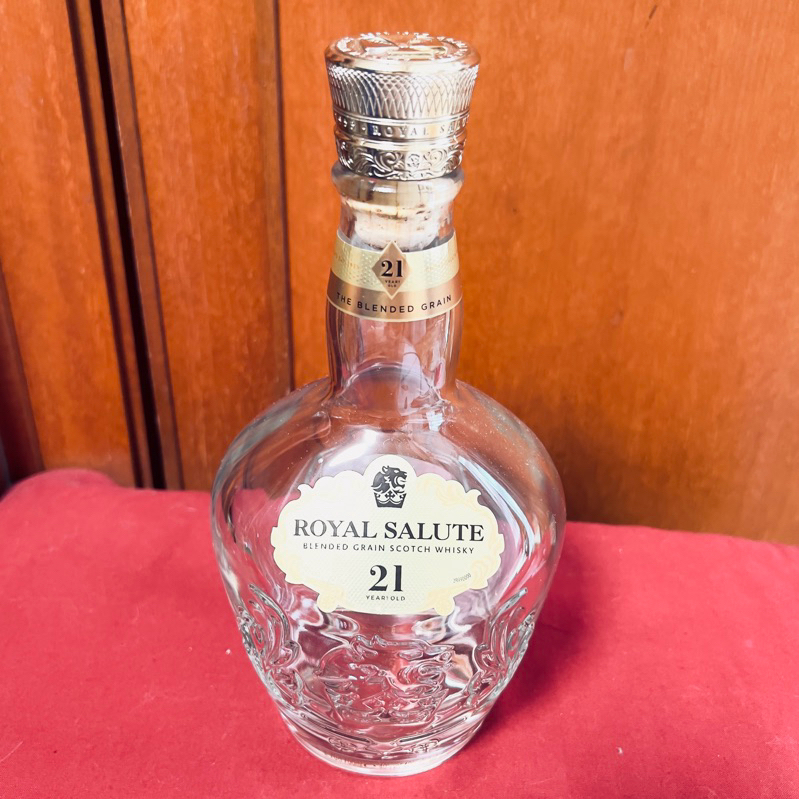 38 Year Old Stone of Destiny - Royal Salute Scotch Whisky ROYAL