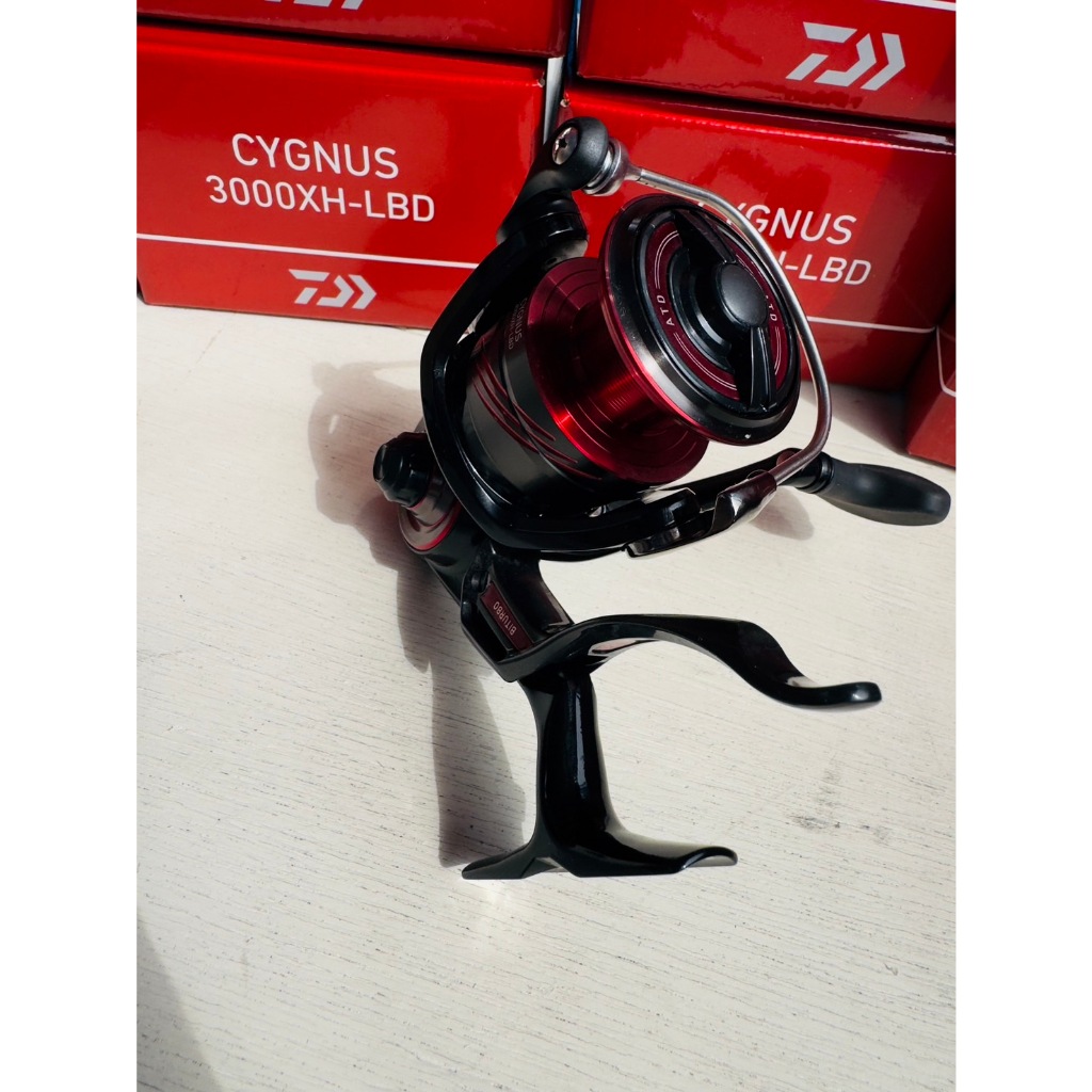 海天龍釣具~DAIWA CYGNUS 2500-H 3000-H LBD 手煞車捲線器23 CYGNUS