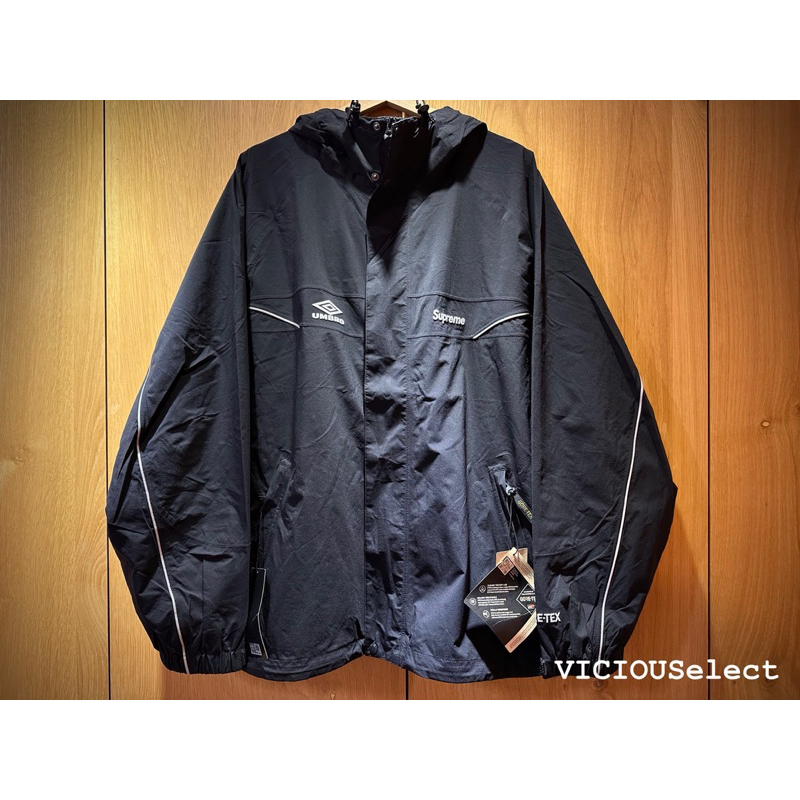 全新現貨Supreme 25SS Umbro® GORE-TEX Hooded Jacket 外套夾克| 蝦皮購物