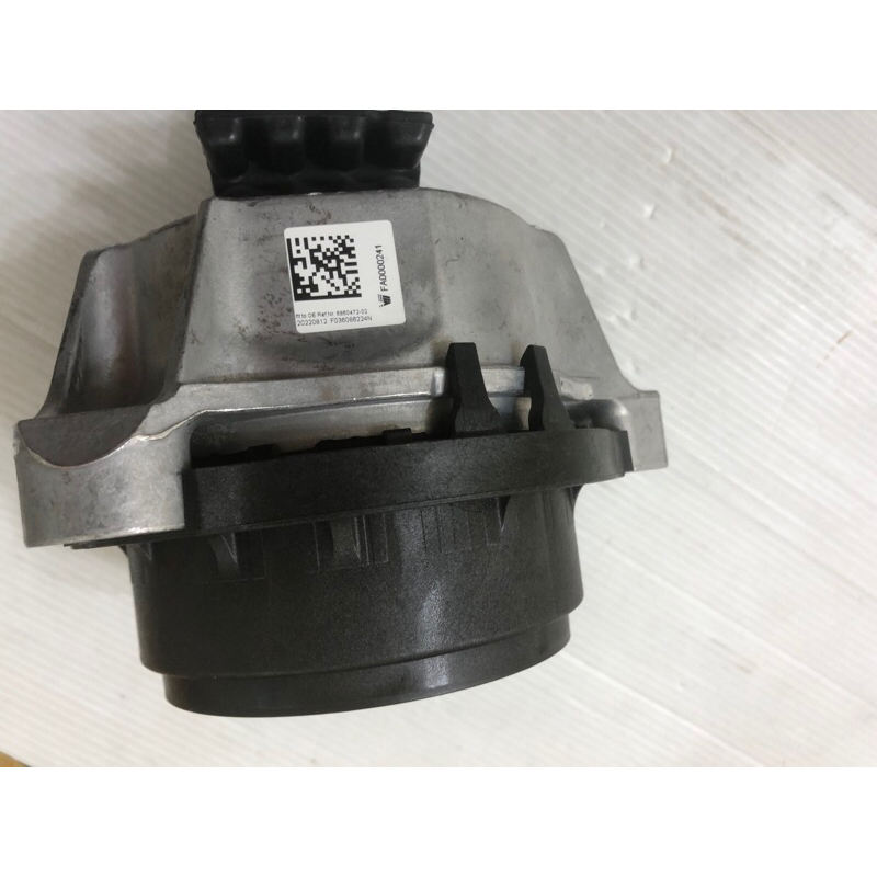 BMW 22116860487 引擎腳 LH G11 G12 G30 G31 G32 B46 B48 | 蝦皮購物