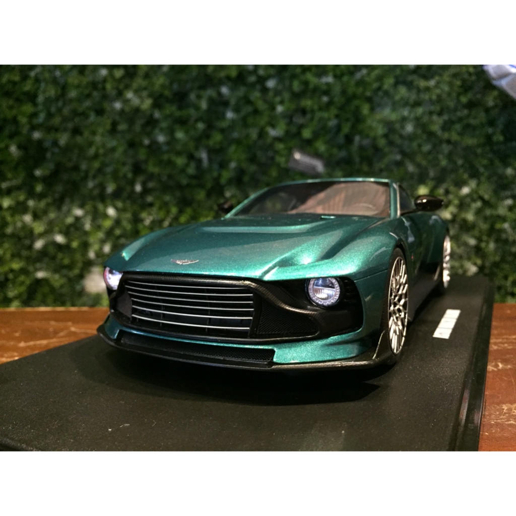 GT-SPIRIT 1:18 Aston Martin V12 Speedster Green Metallic GT906 Model