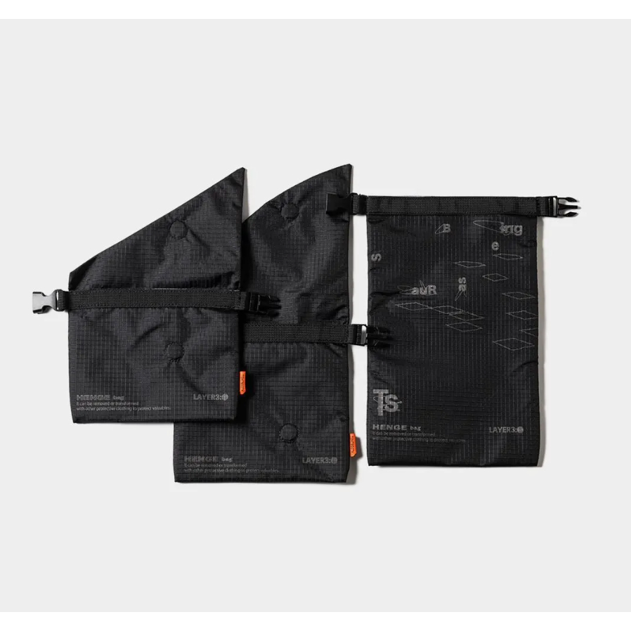 TIGHTBOOTH × SauRas Being MESSENGER BAG Spun Shop] TIGHTBOOTH x SauRas Being - MESSENGER BAG | 蝦皮購物