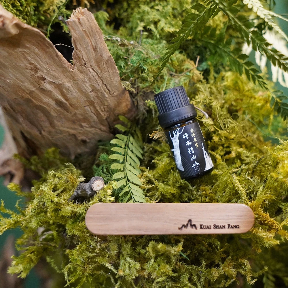 森林裡的移動頭等艙：檜山坊 質感原木車用擴香夾 深度推薦