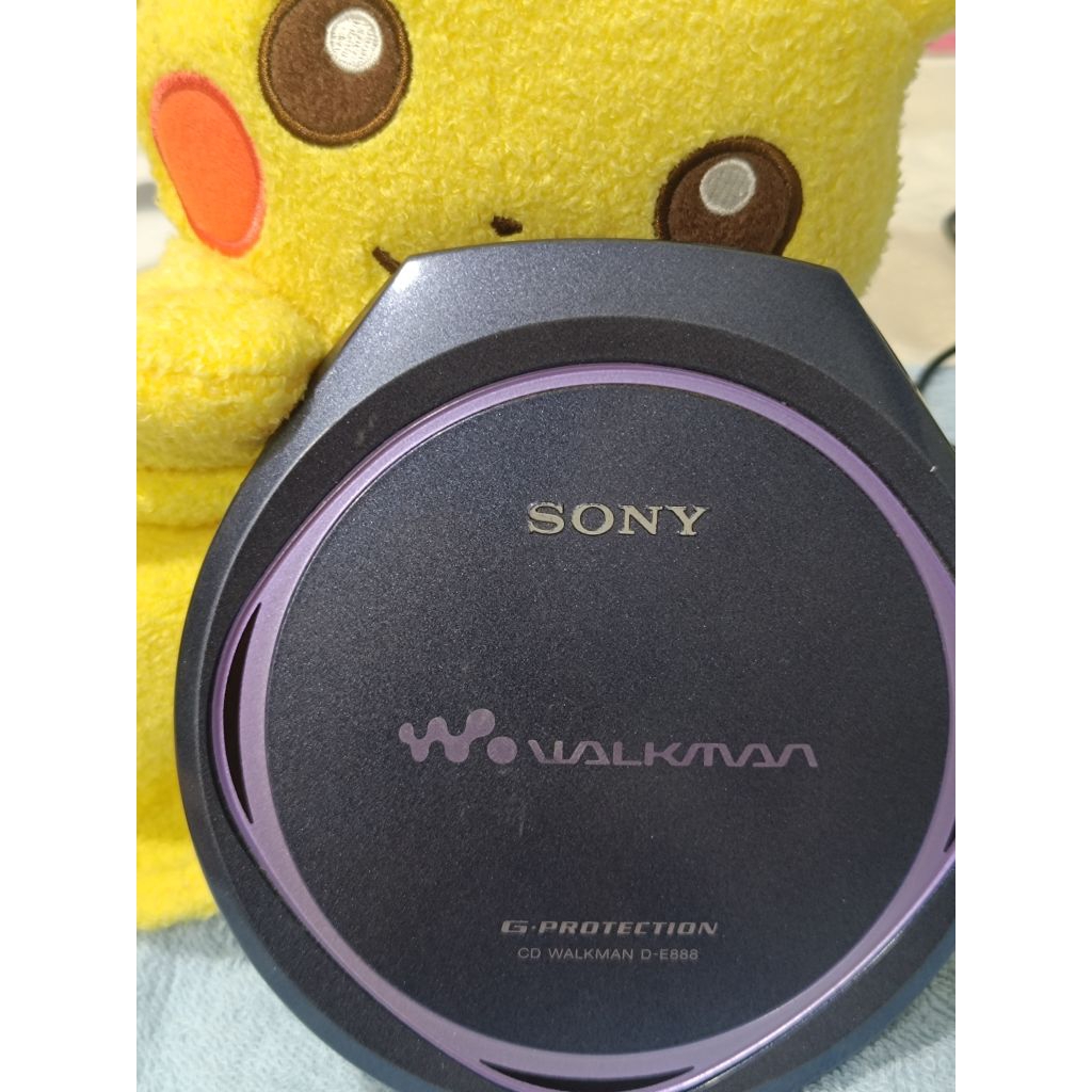 SONY D-E888 CD隨身聽(播放功能正常，無電池變壓器) | 蝦皮購物