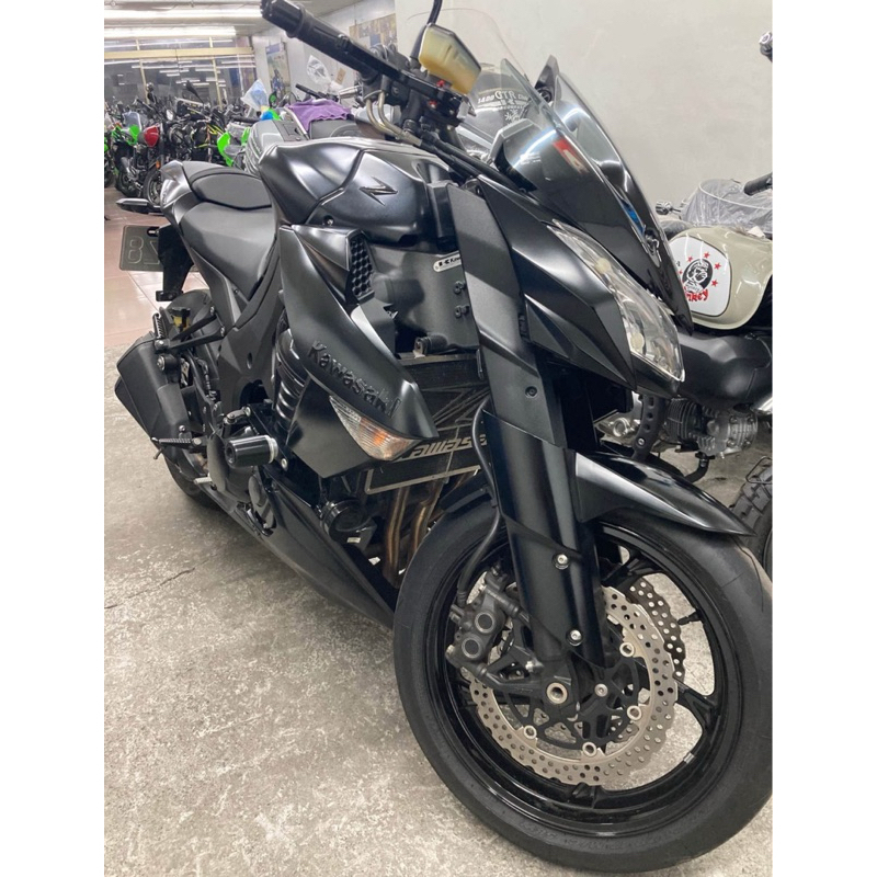Puig 9388 Trekleer N Licentie Ondersteuning voor Yamaha MT-09 17 inch, zwart