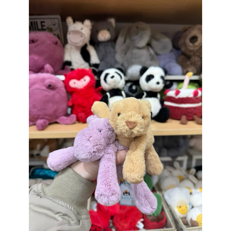 全新Jellycat 正品｜史瑪吉熊/趴趴熊🐻 13公分/ 24公分smudge bear