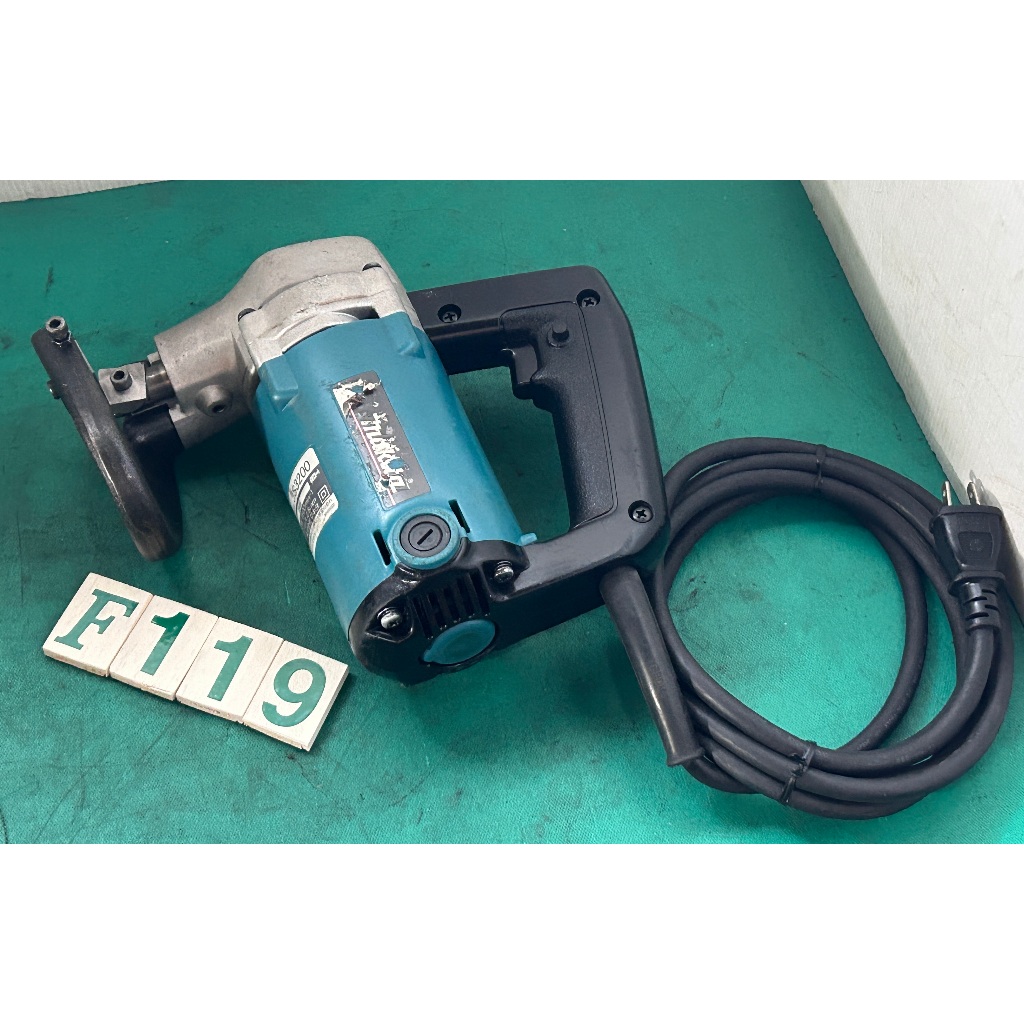 【有中-日本外匯品】牧田 Makita JS3200 剪刀式電剪(能力3.2mm) {F119} | 蝦皮購物
