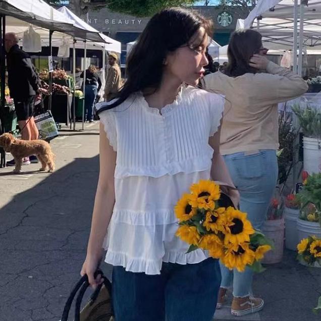 【白鳥麗子】甜美蕾絲拼接蛋糕壓摺排釦立領無袖上衣 | 蝦皮購物