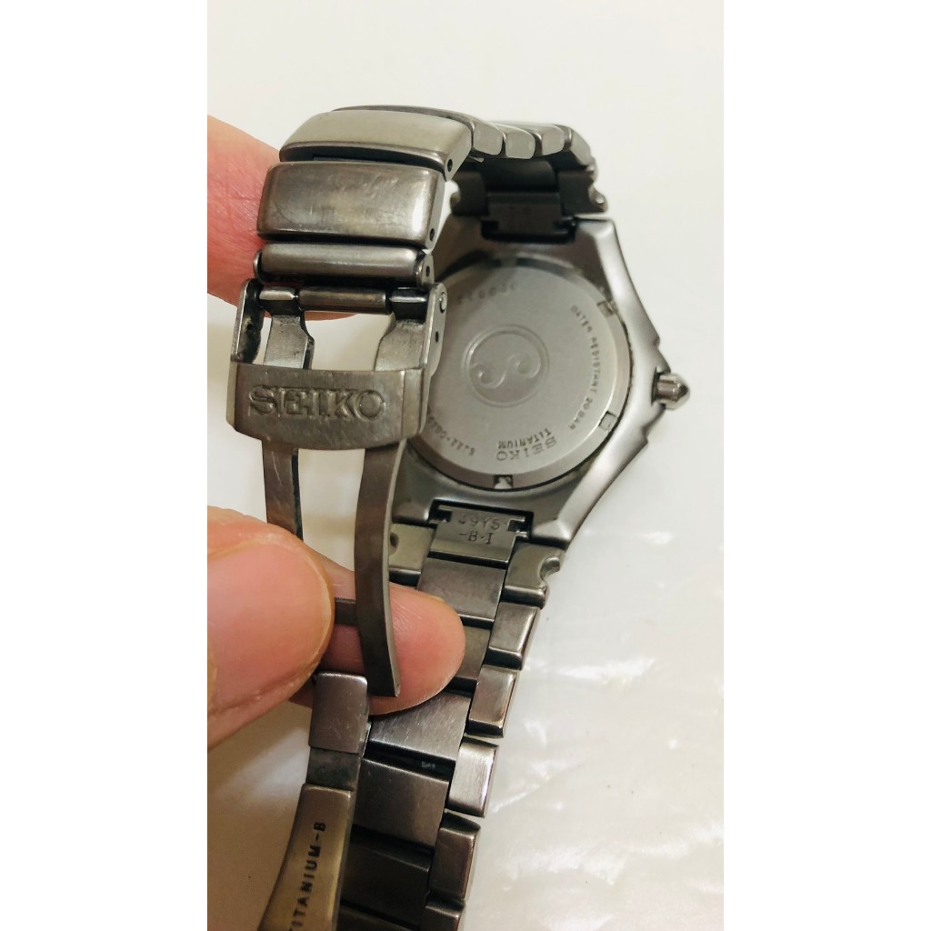 SEIKO精工5J22-0B89鈦金屬光動能機械錶/KINETIC TITANIUM潛水錶(二手 