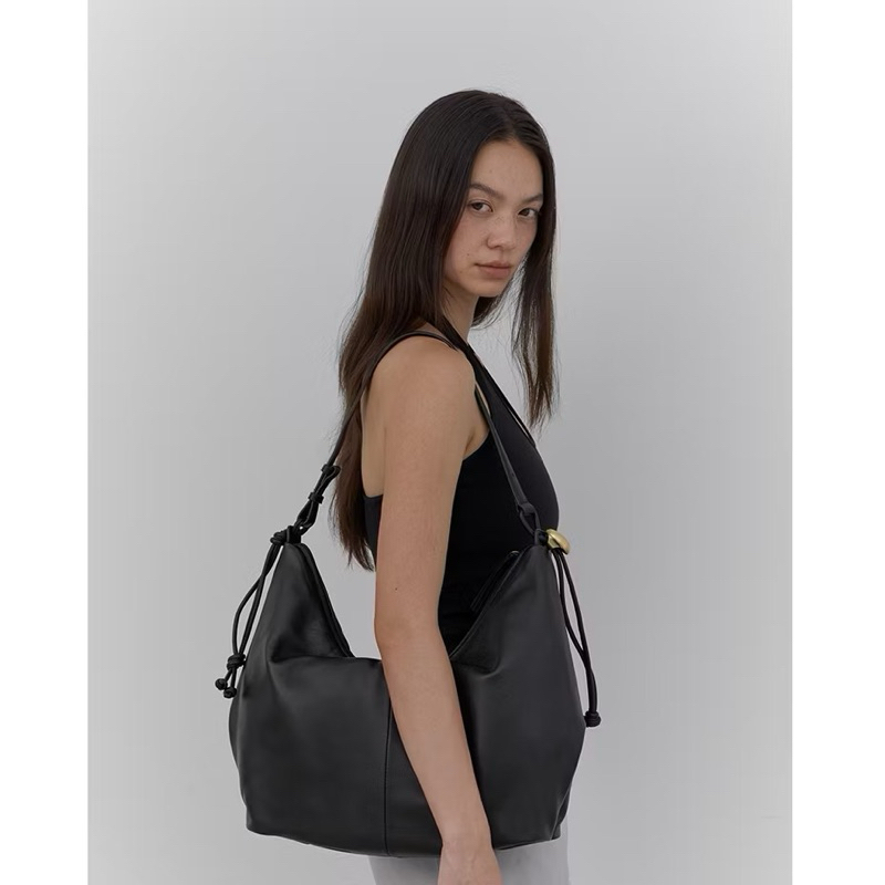[Archivepke] Ridge shoulder bag ☆送料込☆ ☆日本未入荷☆Archivepke☆ridge shoulder bag 2色☆大人気