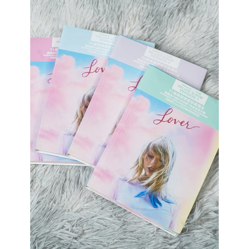 泰勒絲Taylor Swift 《Lover》 實體專輯(豪華書冊大陸版4) | 蝦皮購物
