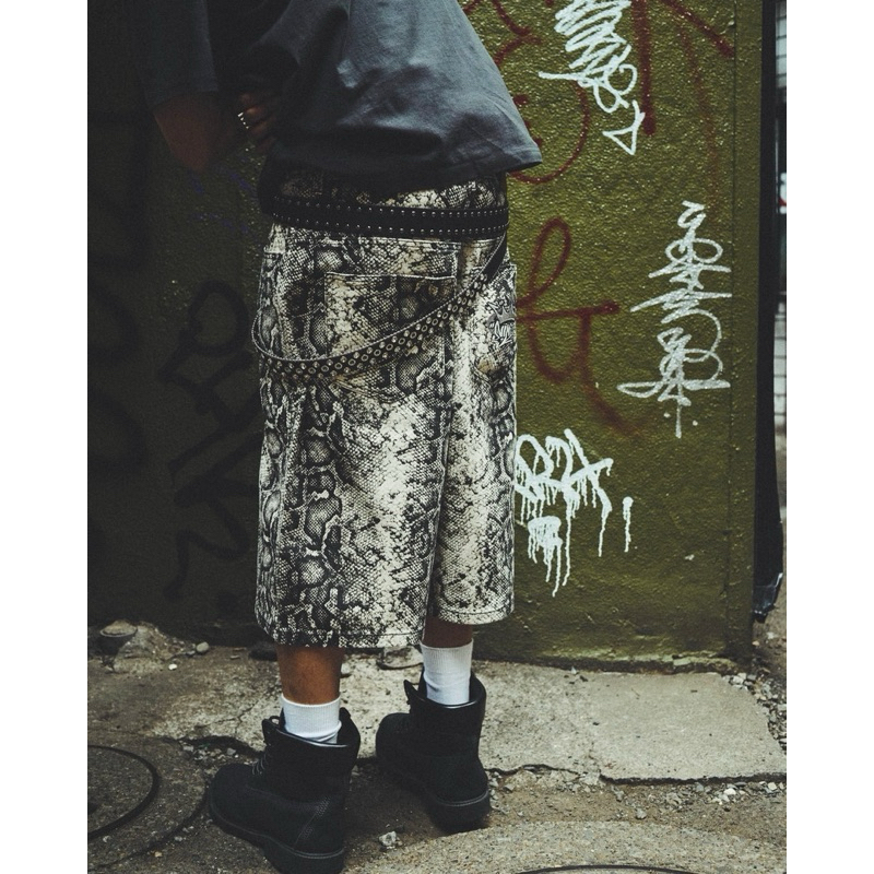 9090 King Logo Assort Buggy Jorts - メルカリ