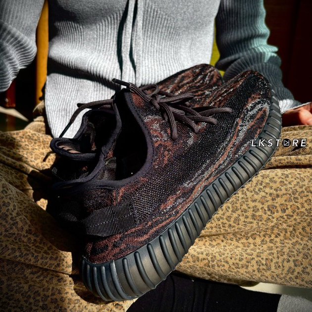 Adidas Yeezy Boost 350 V2 MX Rock GW3774 適合誰？台灣購買前重點 預覽圖