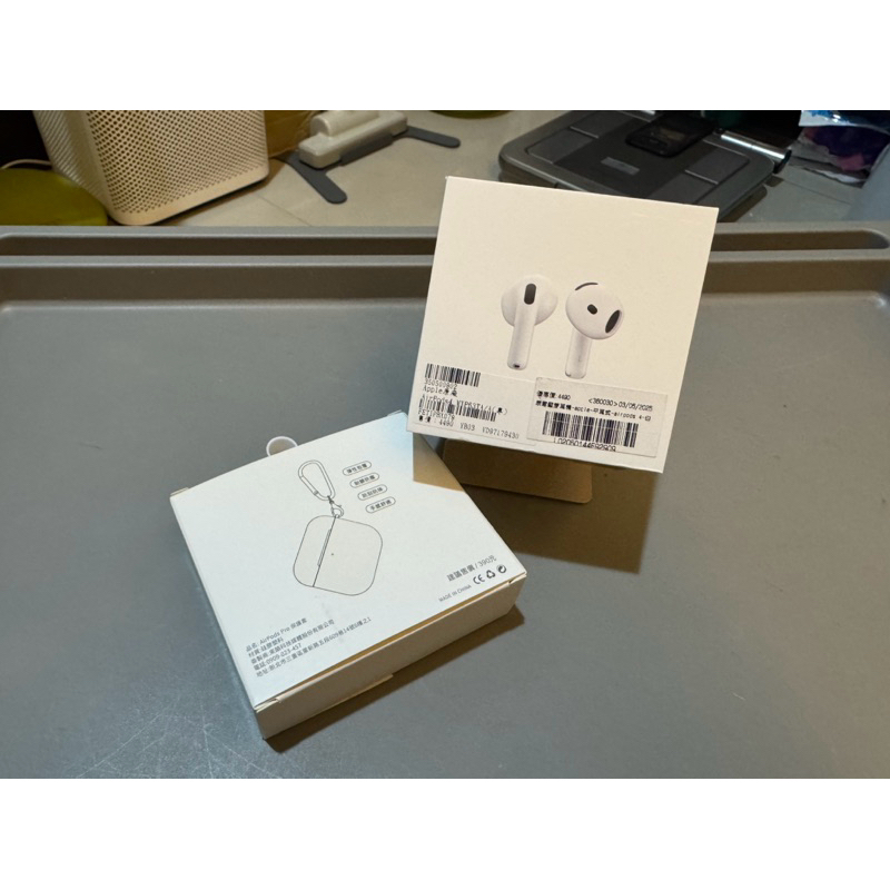 Apple AirPods 4(MXP63TA/A) 附一套耳機殼 | 蝦皮購物