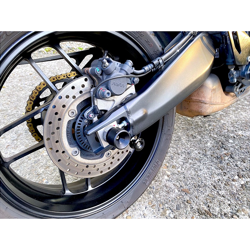 LIXUN YAMAHA XSR900 2022- 駐車球 車身防倒球 前輪防倒球 後輪防倒球 前後油杯蓋 | 蝦皮購物