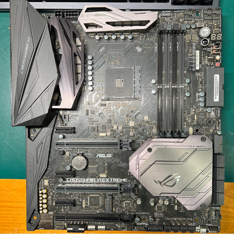 Vi Extreme Rog Crosshair Hero Vi ASUS ROG CROSSHAIR VI HERO