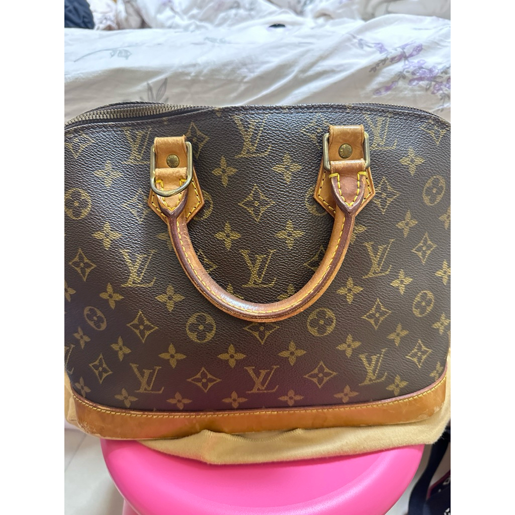 Lv二手包便宜賣！！ | 蝦皮購物