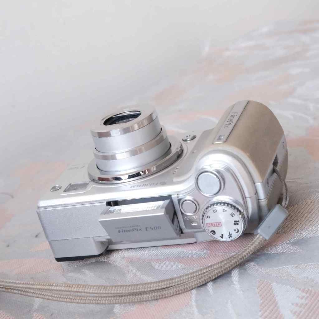 富士Fujifilm FinePix E500早期CCD 數位相機(可模擬底片色調) | 蝦皮購物
