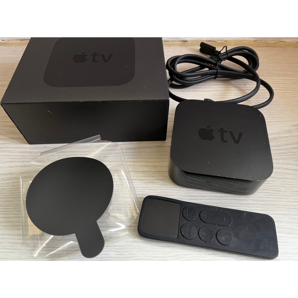 Apple TV HD 四代32GB Wi-Fi Model A1625 (盒裝機身序號一致 Apple TV HD 四代32GB Wi-Fi Model A1625 (盒裝機身序號一致