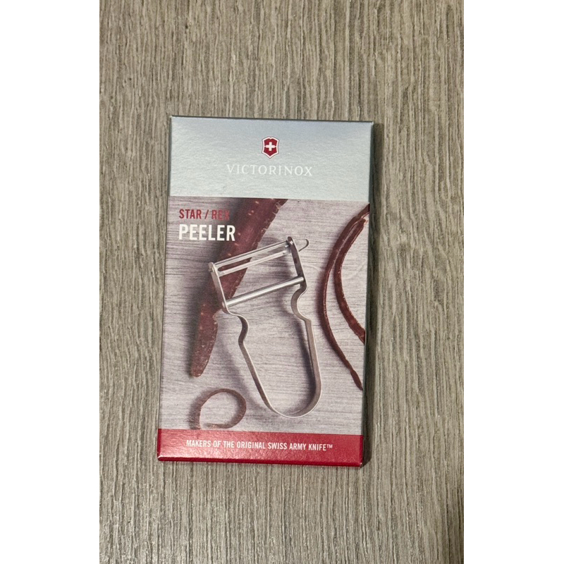 全新🇨🇭瑞士Victorinox 軍刀品牌 維氏REX 削皮器 刨刀 紅色金屬削皮刀 水果刮刀 | 蝦皮購物