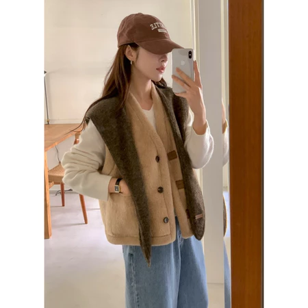 🇰🇷Nov11/ 高單店✨兩面穿Poly 100%背心毛毛外套