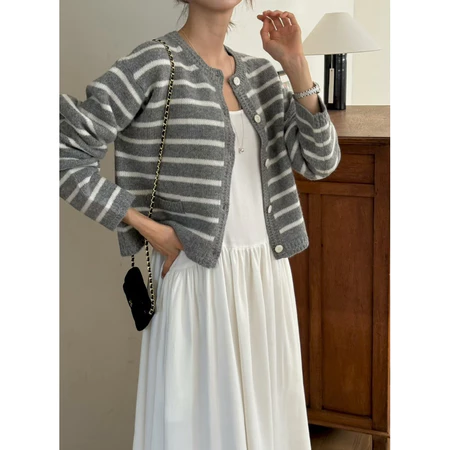 🇰🇷Oct03/ 萬年不敗！條紋開衫上衣