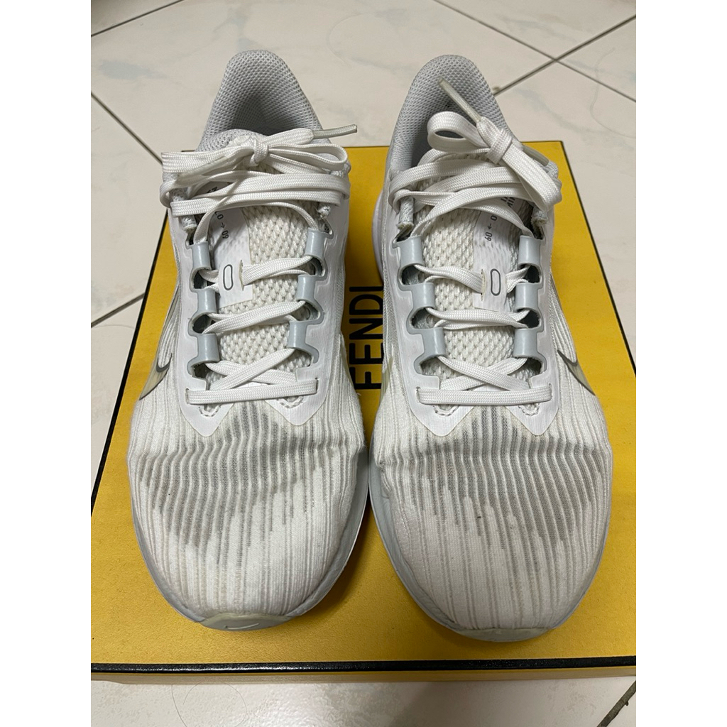 Nike運動女鞋/US8 | 蝦皮購物