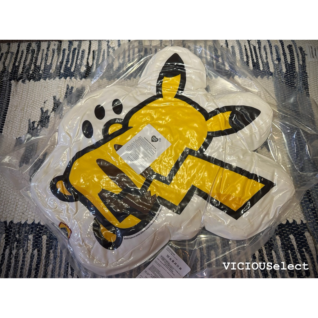 全新現貨HUMAN MADE POKEMON MADE CUSHION 聯名寶可夢皮卡丘抱枕靠枕