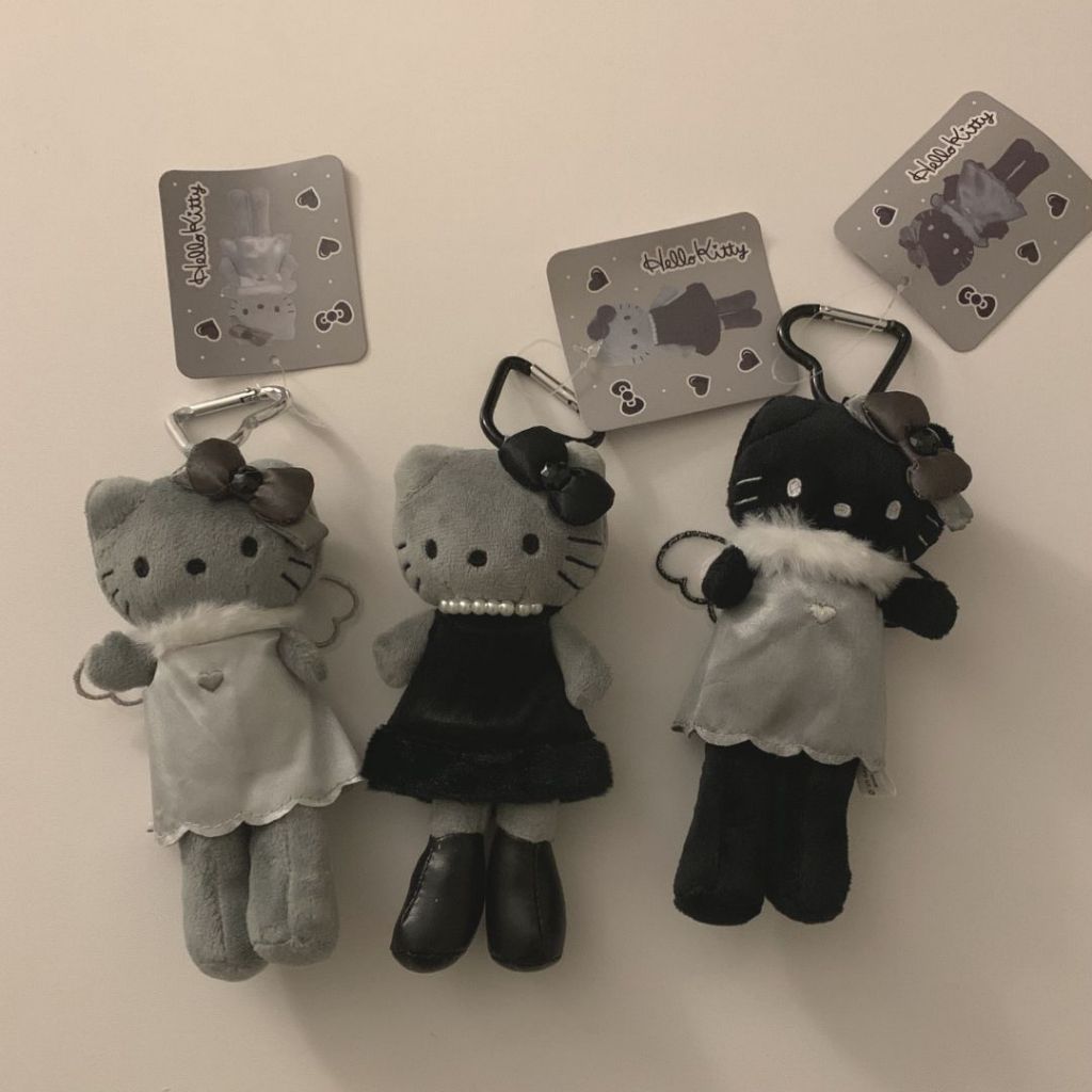 Qoo Studio♡ 現貨 三麗鷗限定 暗黑天使 長腿 Hello Kitty ️暗黑長腿 黑天使 Kitty 鑰匙圈 | 蝦皮購物