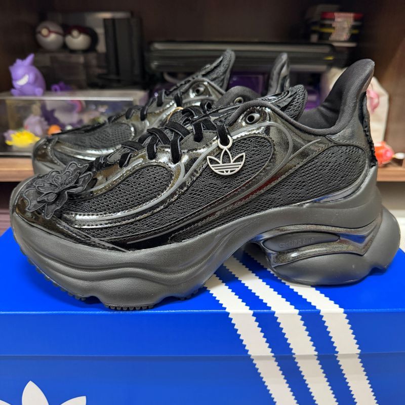 小八】Adidas Ozvenuz W Black 黑銀標花朵蕾絲HQ2677 | 蝦皮購物