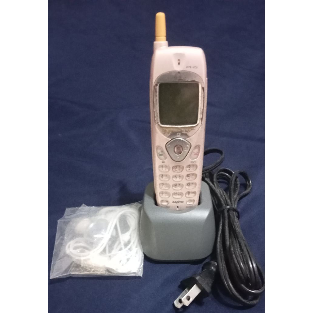 PHS 大眾電信 Sanyo J88 樱花粉 絕版古董機收藏品 擺飾品 | 蝦皮購物