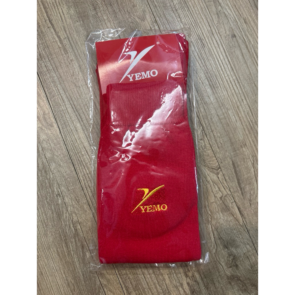 YEMO全新紅色棒球壘球襪子 長襪 24～27公分 | 蝦皮購物