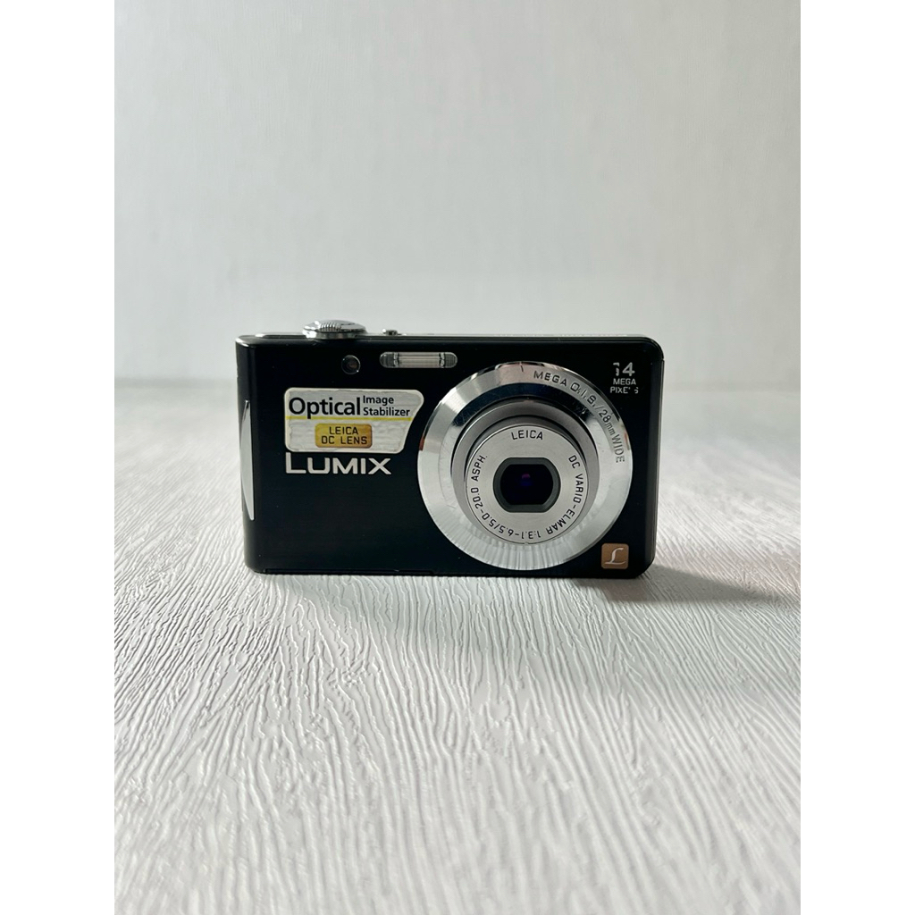 Panasonic Lumix DMC-FH2復古CCD數位卡片機黑| 蝦皮購物