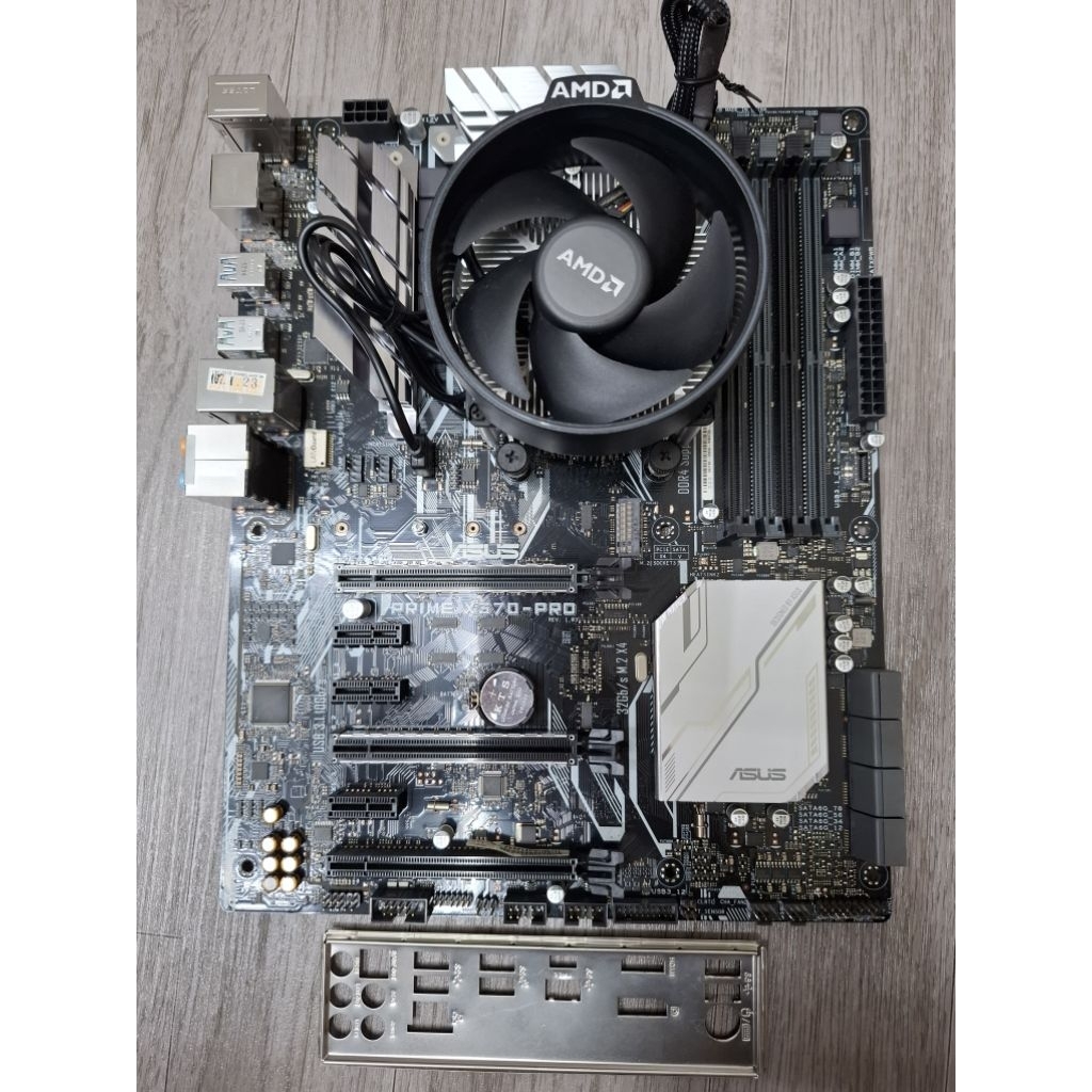 售板U R7 1700 + 華碩 ASUS Prime X370-Pro AM4 腳位 4記憶體槽 ATX大板 測試良品 | 蝦皮購物