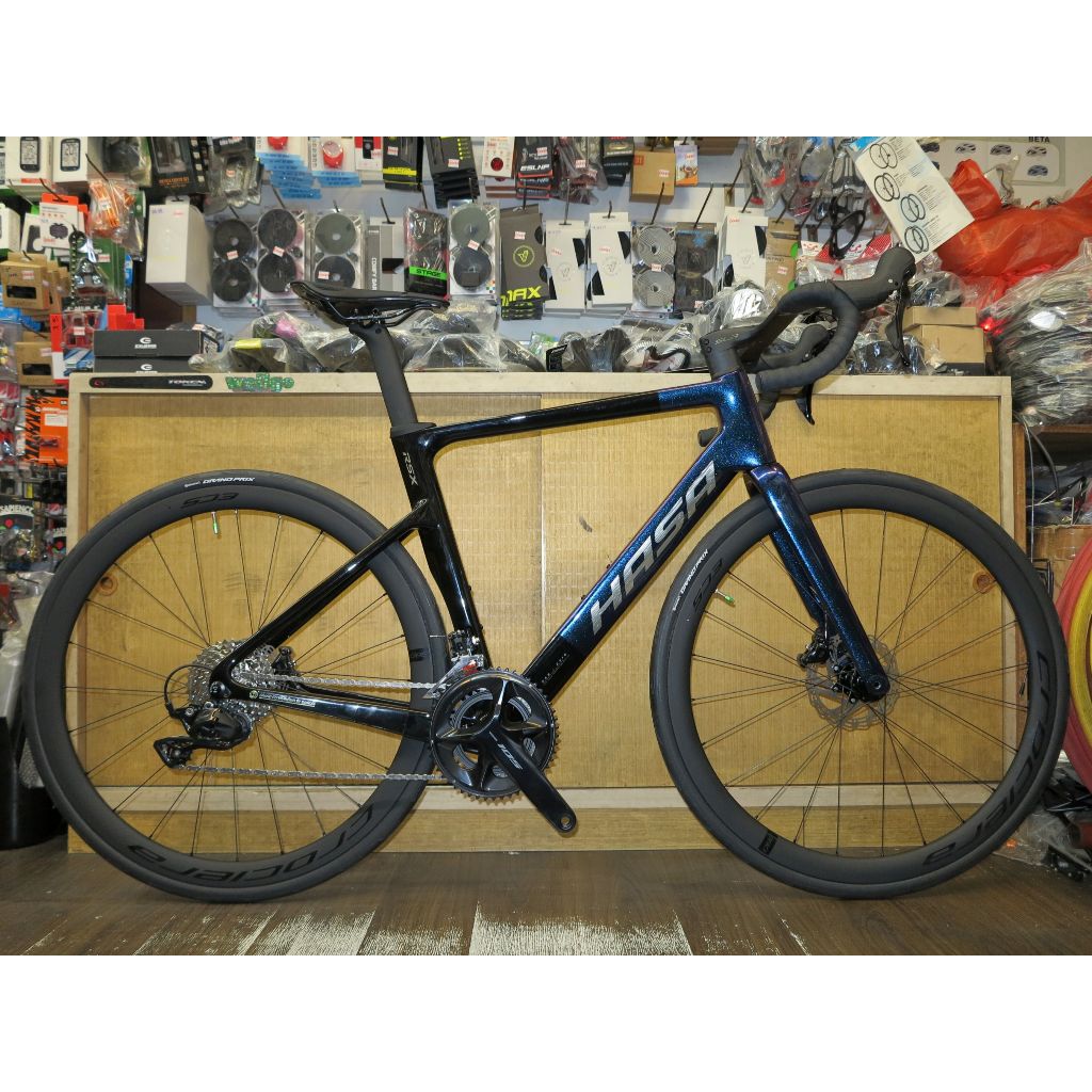 【冠鑫自行車】新上市 HASA RSX SHIMANO R7120 105 24速 油壓碟煞 全車碳纖維 公路車 科技藍 | 蝦皮購物