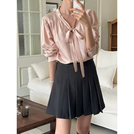 🇰🇷Oct05/ 歐膩推薦✨可鹽可甜綁帶光澤感長袖上衣