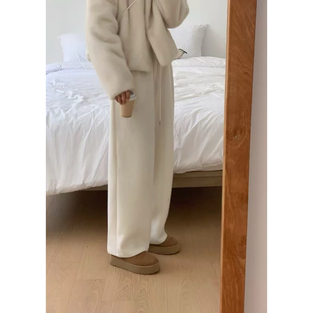 🇰🇷Jan06/ 季末⛄️雪國穿搭✨羊毛棉長褲