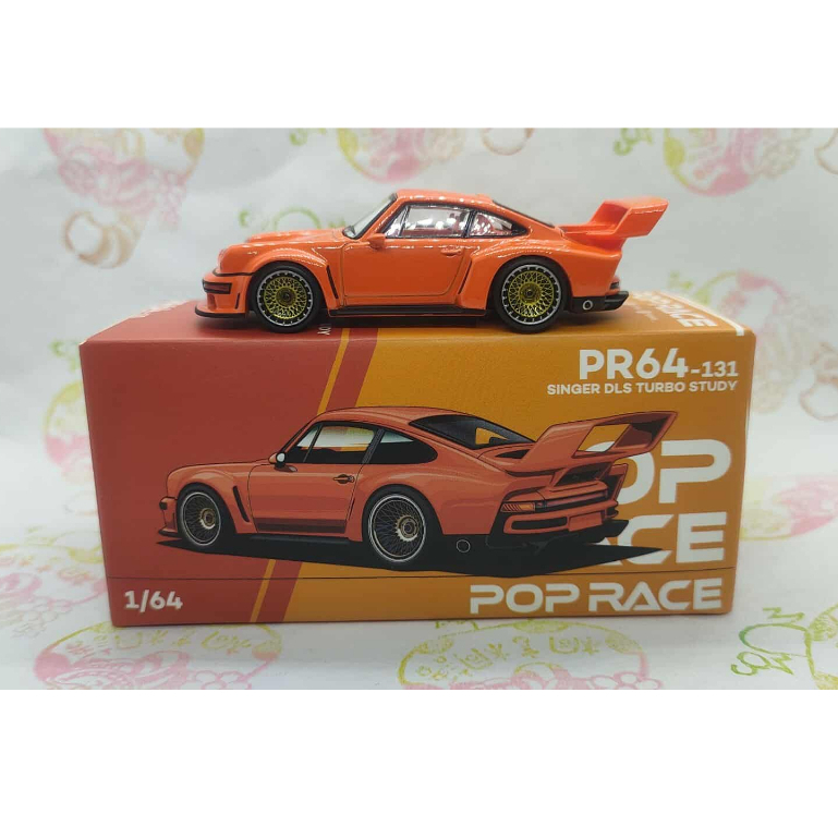 Pop Race Singer DLS Turbo Bianco Scala 1/64 Modello Diecast Porsche 2024