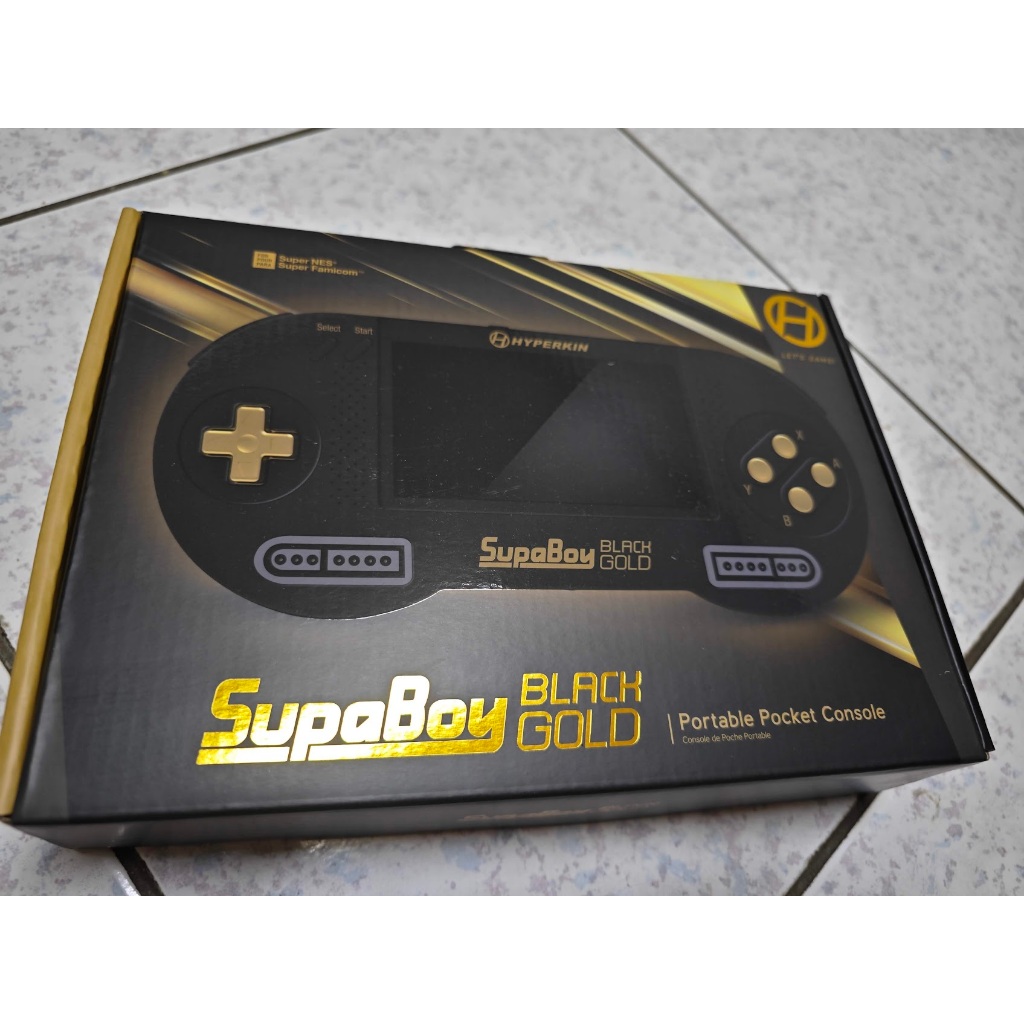 現貨Hyperkin SupaBoy BLACK GOLD 超任插卡掌機主機掌上型SFC SNES