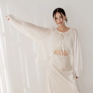 【LEGUSTA】你在我的面前微笑 前綁透膚罩衫(杏)-E00505001