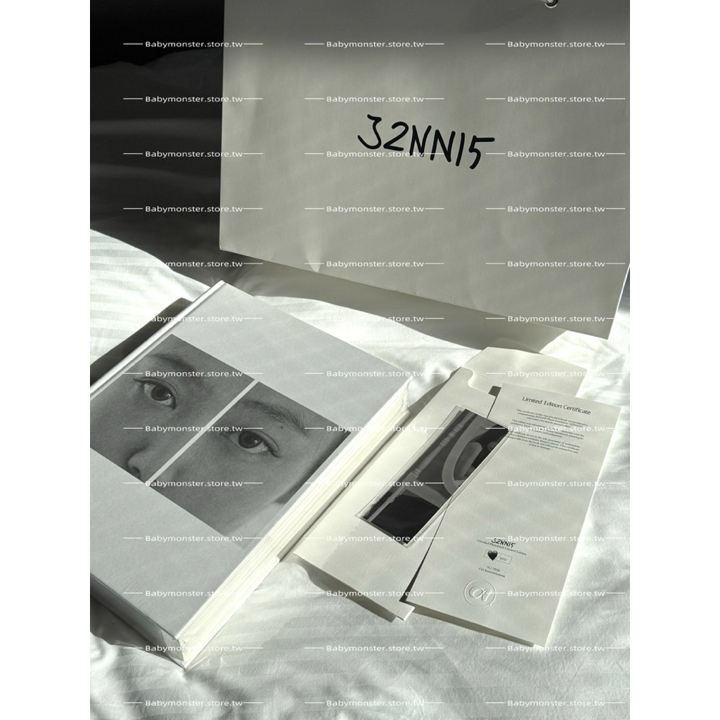 現貨月底回台寄出‼️JENNIE 日本代官山蔦屋書店寫真展[J2NNI5] 限量