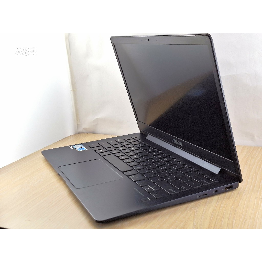 A84 UZ3C二手筆電ASUS UX331F i5八代四核3.9G/8G/固態256G/13吋輕薄