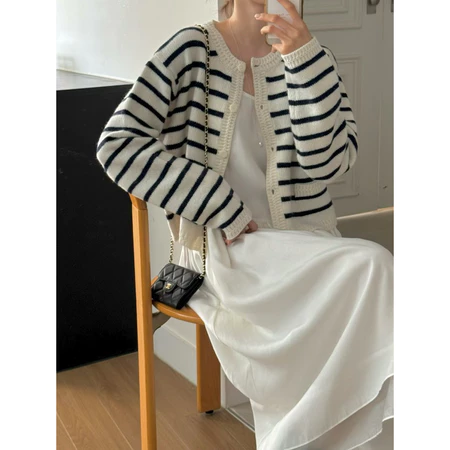 🇰🇷Oct03/ 萬年不敗!條紋開衫上衣