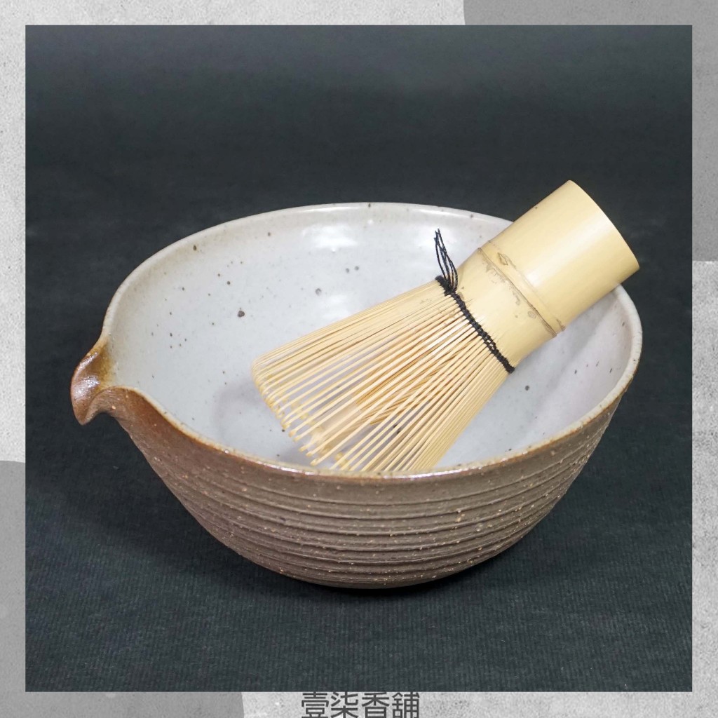 日本 信樂燒 片口型 平茶碗 六大古窯 高溫柴燒 抹茶碗 現貨 日式茶道具 帶嘴茶碗 出水口設計 抹茶拿鐵 | 蝦皮購物