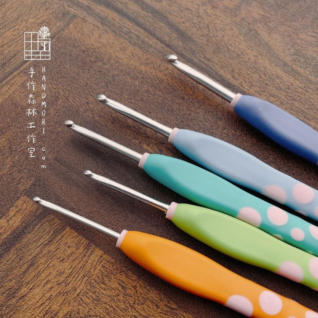 手作森林 台灣製【銀離子圓點勾針】Sew Mate 軟柄 抗菌 人體工學 鉤針 毛線編織 2mm-6mm | 蝦皮購物