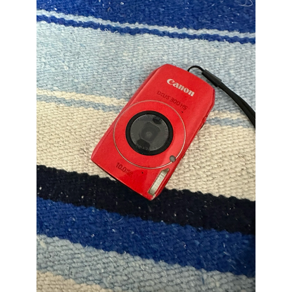 稀有佳能Canon IXUS 300HS 經典紅機｜人像機皇之一｜超強景深感光隨拍
