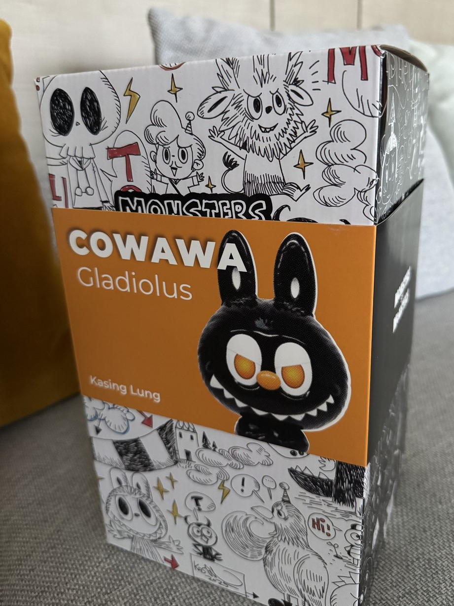 台灣現貨 Labubu THE Monsters 十週年 Cowawa Gladiolus | 蝦皮購物