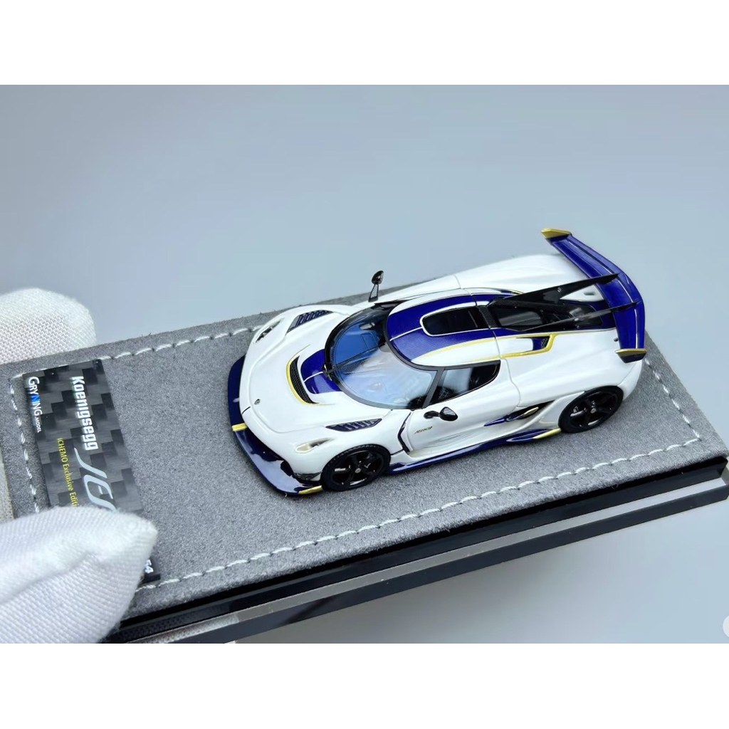 GRYNING Model 1:64 Koenigsegg Jesko 白/藍碳 樹脂 | 蝦皮購物