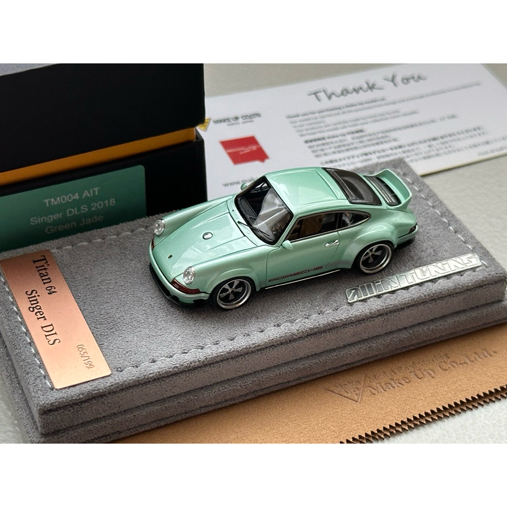 現貨販售】Titan64 MakeUp Porsche 911(964) Singer DLS翡翠綠佛山限定