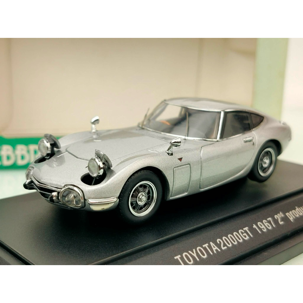 EBBRO 1:43 (1/43) Toyota 2000 GT 1967 豐田模型車超跑| 蝦皮購物